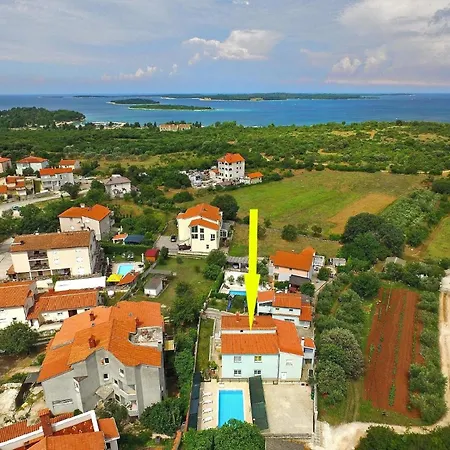 Apartment Fuer 4 Personen Ca 46 Qm In Pula-fondole, Istrien Istrische Riviera *